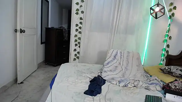 ivonne__hott1 webcam