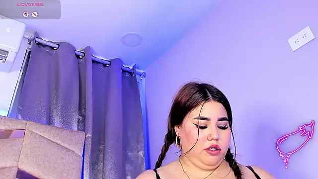 MadissonLee__ webcam