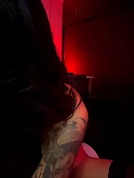 TweetiePieXXX webcam