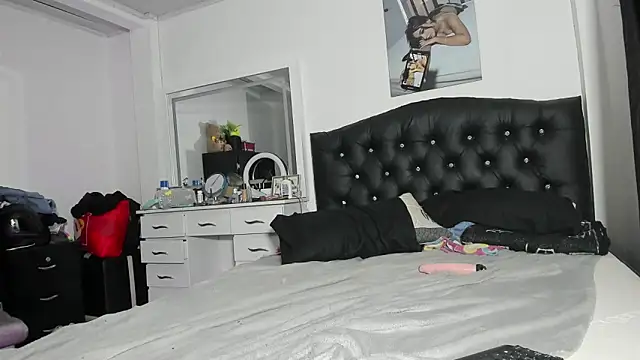 antonella__max (Ask my age) - fuck