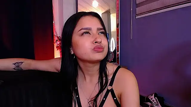 Emilyy05_ webcam