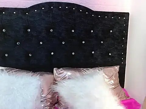 Mariana_Diamond webcam