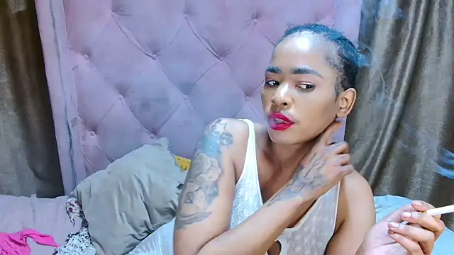 AFRICANGODDESSXXX webcam