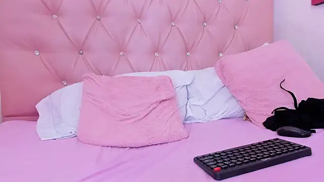 melany_carter_ - Melany_Carter_'s free webcam - UK Sex Cams