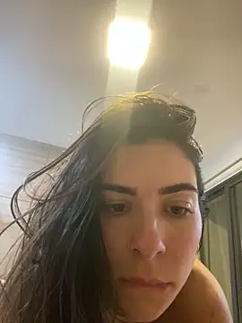 fer-nanda from StripChat is Freechat