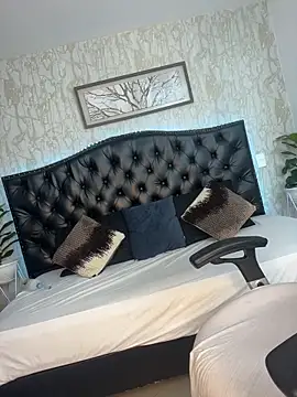 lander_cruz (M twink) - cum