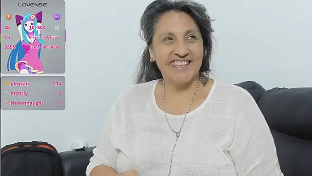 merlyna_goldens webcam