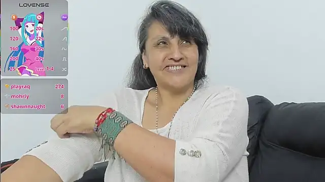 merlyna_goldens webcam