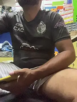 sheik_z_o - Sheik_z_o's free webcam