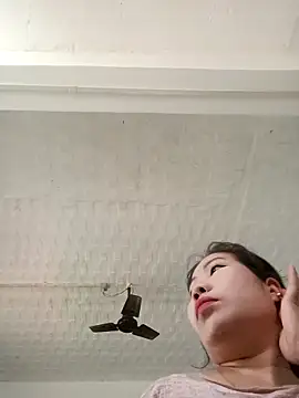 reema_143 - Reema_143's free webcam