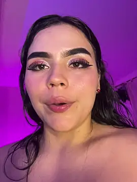 misty_chloe (F teen) - FINGERS INSIDE PUSSY AND CONTROL 3 MINS