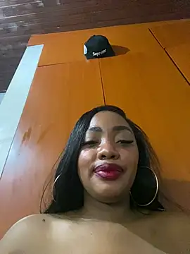 Webcam Model (MonicaSex_)  is live.Free join now!