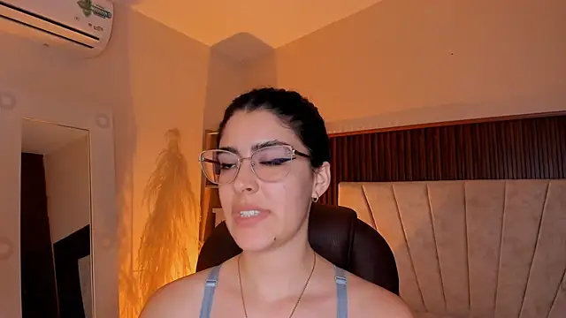 _niah_ - _Niah_'s free webcam