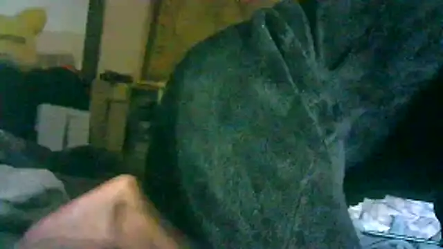 ON3YOULLN3VER_FIR3 webcam