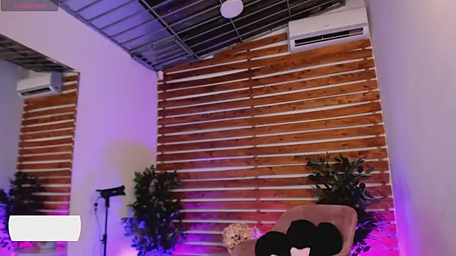 Sapphire_Venuss webcam