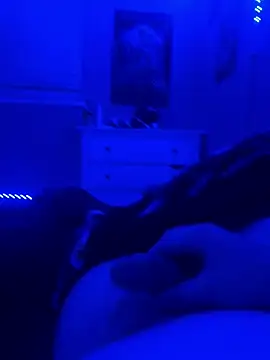 bigwhitedick430 webcam