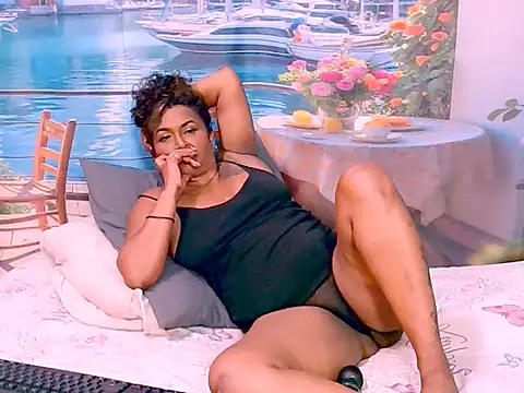 indiansparkle - Indiansparkle's free webcam - UK Sex Cams
