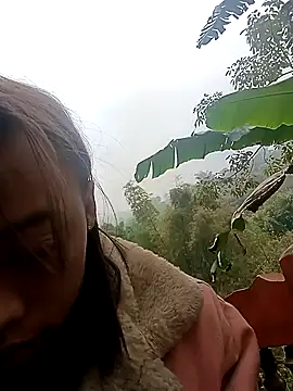 llomayy-love - Llomayy-love's free webcam