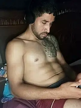 alexsexygamer - Alexsexygamer's free webcam