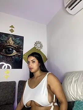 saharqamar - SaharQamar's free webcam