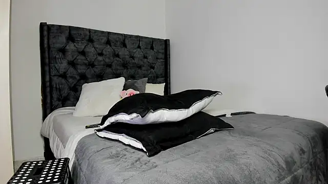 biscuit_oliva - Biscuit_oliva's free webcam