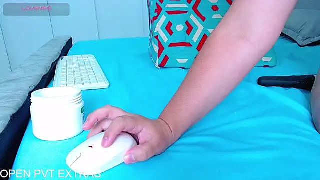 ivyquenn - Ivyquenn's free webcam