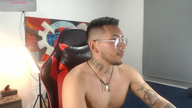 evanvelvet - EvanVelvet's free webcam