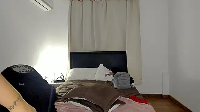 brithany_olson25 webcam