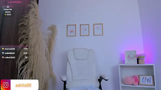 shannel_moss__ - Shannel_moss__'s free webcam