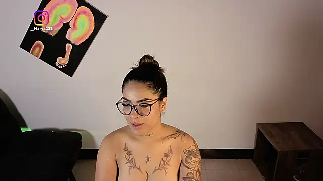 Maryybellax webcam