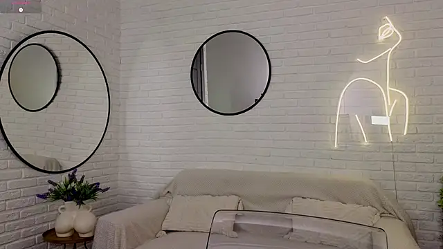 wendy_d0ll - Wendy_D0ll's free webcam - UK Sex Cams