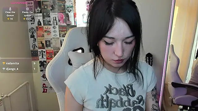 AliceeinWonderlanddd