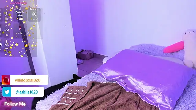 MiaVillalobos webcam