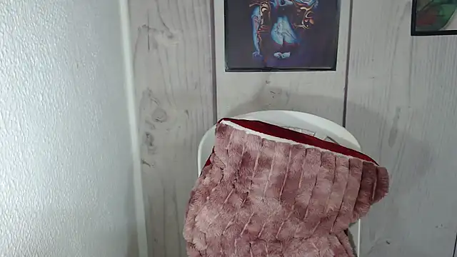 julianawet69 - JULIANAWET69's free webcam