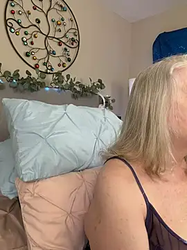 Kaitlyn_Winters webcam