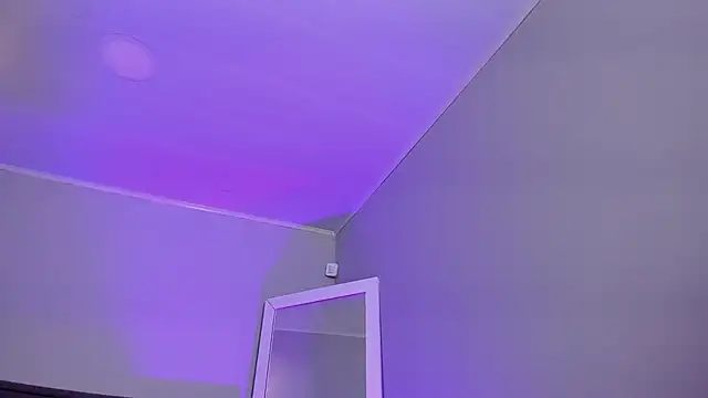 lara_reynolds_ - Lara_reynolds_'s free webcam