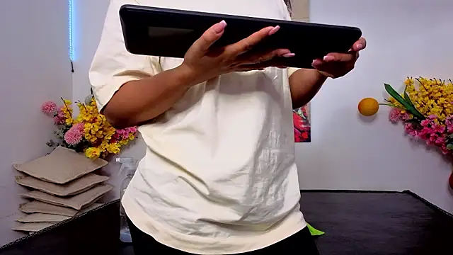 Marianaa_Lopezz webcam