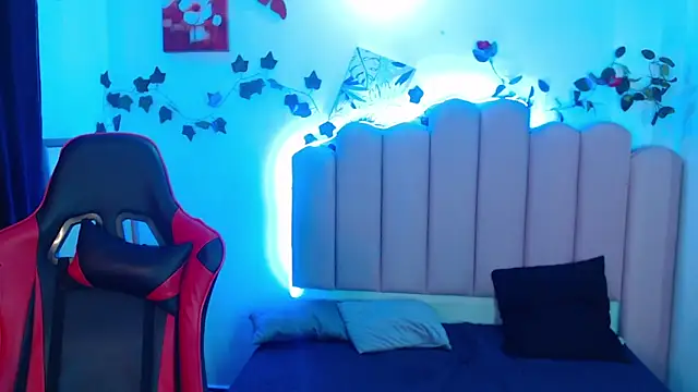 jia1111_ - Jia1111_'s free webcam