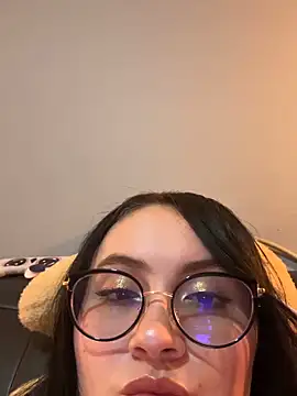 valenortiz7 - VALENORTIZ7's free webcam