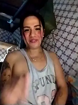 Yourbabyshane webcam