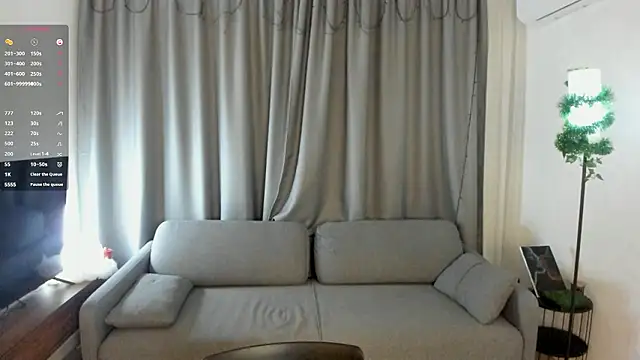 voidelaris - VoidElaris's free webcam