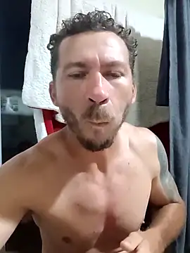 robertoluiz84 (Ask my age) - Tirar a camisa