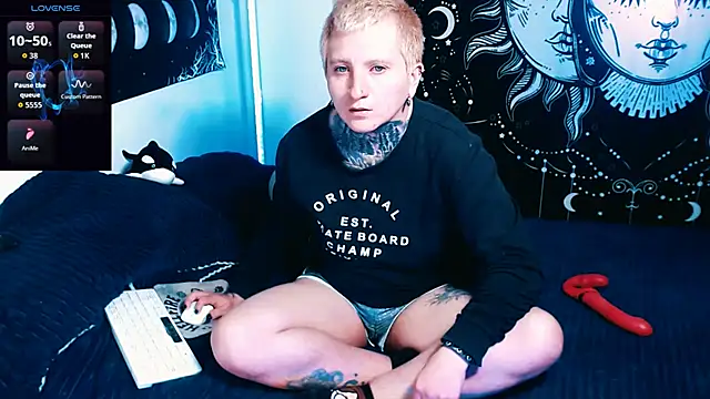 Marieblueeyes webcam