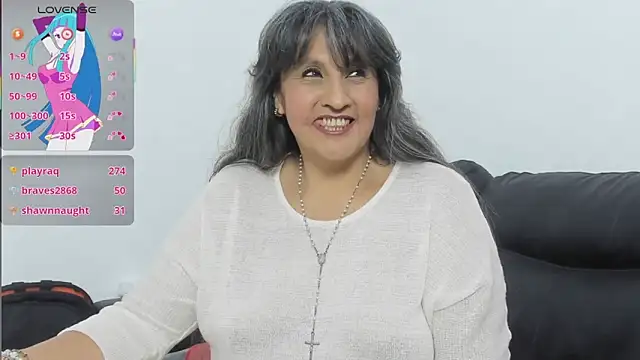 merlyna_goldens webcam