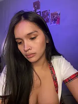 PrettyYoungHugeCockTS webcam