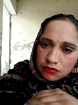 Cute-karisma1234 webcam