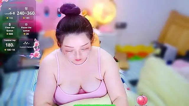 AngelwithEcup webcam