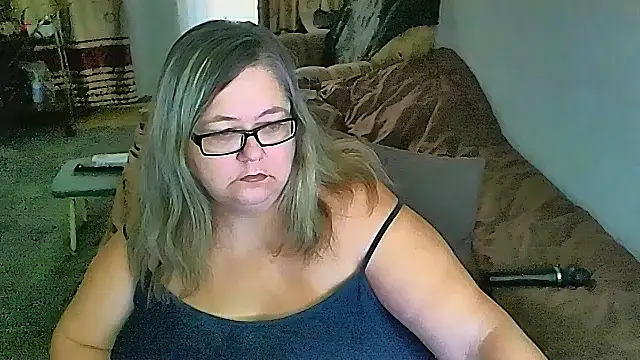 sex2 (F mature) - naked, squirt