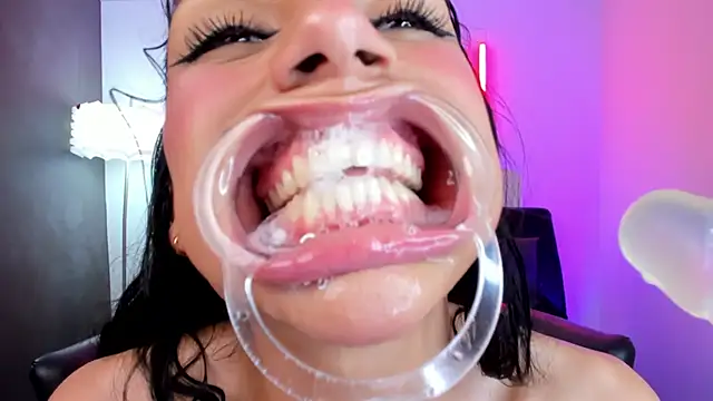 miss___evangeline webcam