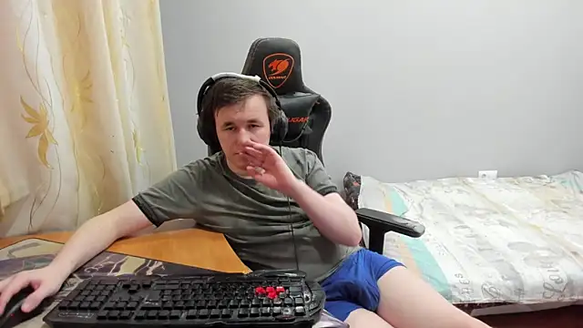 iliaskrislove webcam